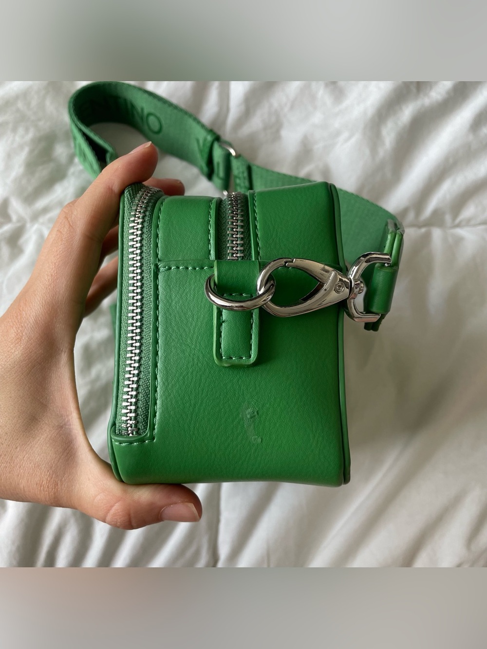 Valentino by Mario Valentino Spa Green Logo Belt Bag - Picture 5 of 16